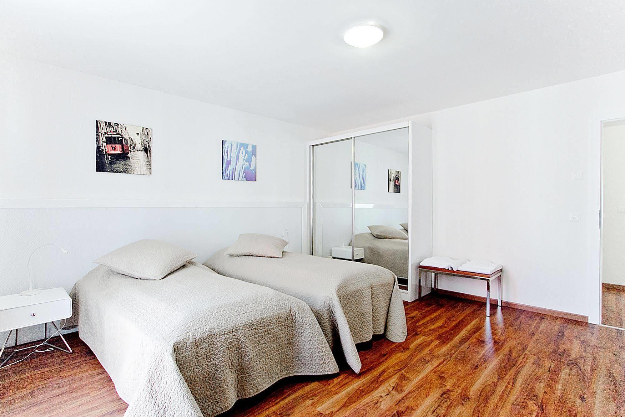 Premium Apartments By Livingdowntown Zurigo Esterno foto