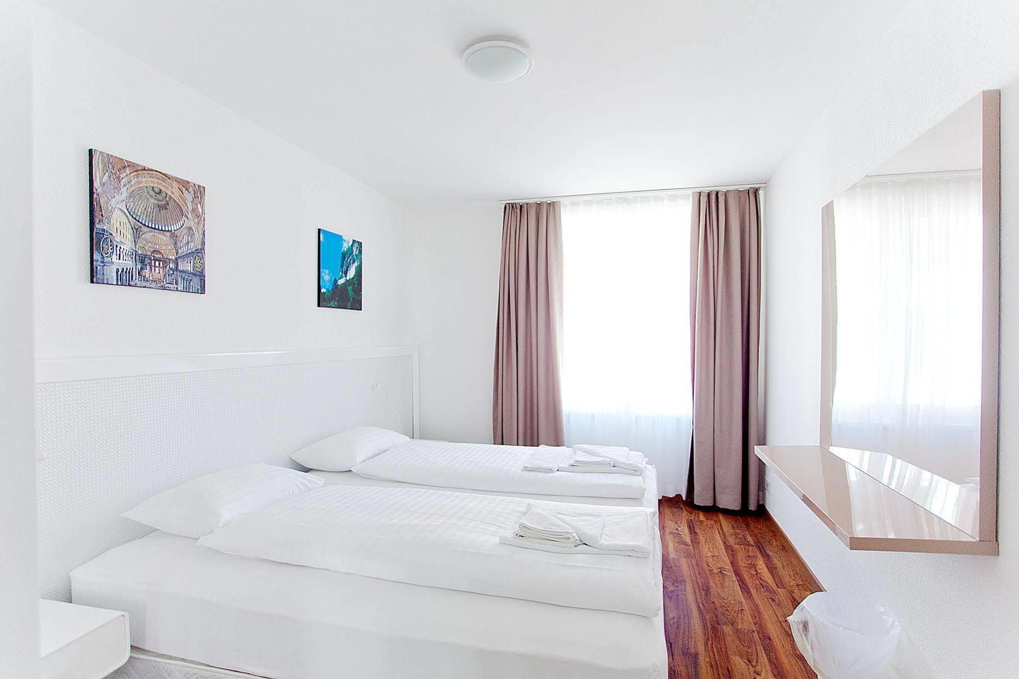 Premium Apartments By Livingdowntown Zurigo Esterno foto